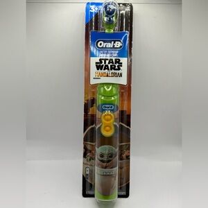 Oral-B Kid's Star Wars Mandalorian Battery Electric Toothbrush, Soft - NEW